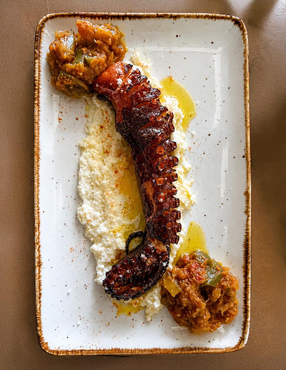 Pata de pulpo a la brasa de Casa Clemente